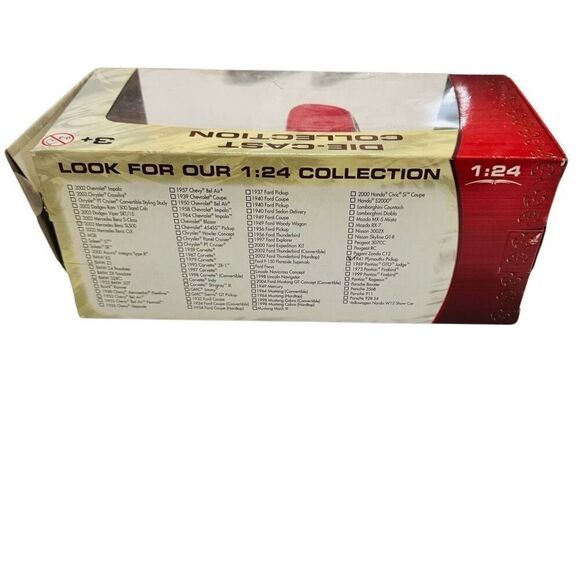 1941 PLYMOUTH PICKUP TRUCK 1:24 SCALE OPENING DOORS & HOOD MOTORMAX - Picture 6 of 9